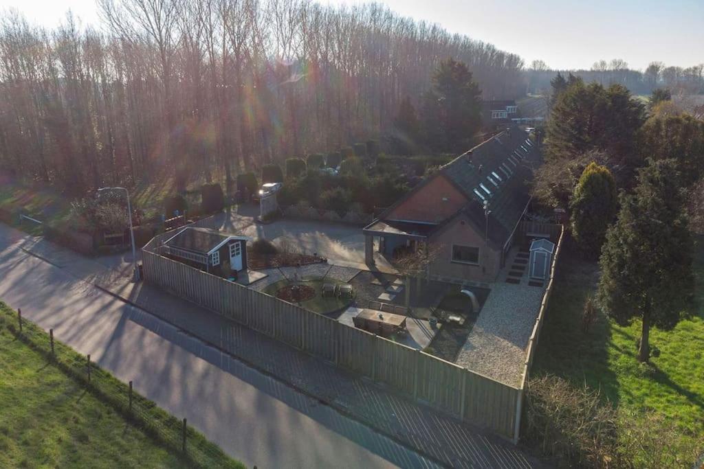Family Wellness Lodge 4 Personen Zuid-Holland! Ooltgensplaat Exterior foto